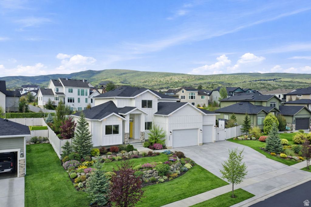 Image 6 of property listing at 1355 E ROLLING HILLS DR, Heber City, UT 84032