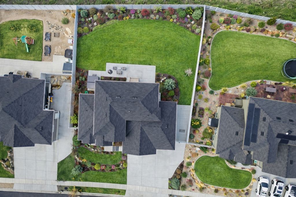 Image 7 of property listing at 1355 E ROLLING HILLS DR, Heber City, UT 84032