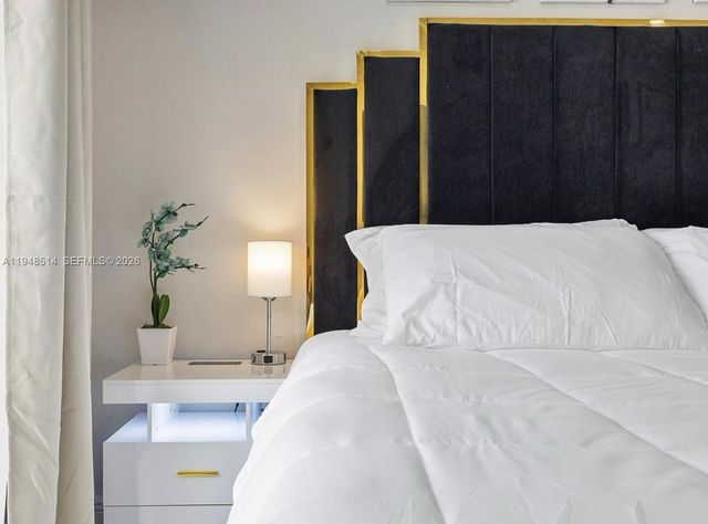 14855 SW 174th St, Miami, FL 33187