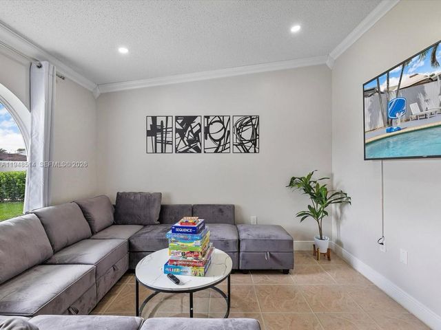 14855 SW 174th St, Miami, FL 33187