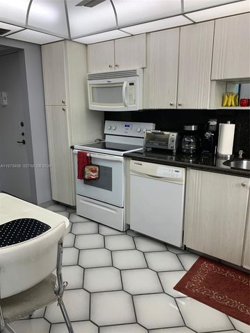 1400 Saint Charles 313 313, Pembroke Pines, FL 33026