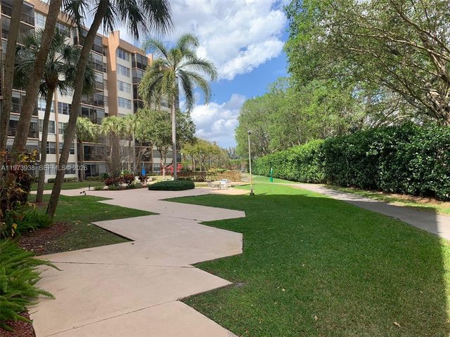1400 Saint Charles 313 313, Pembroke Pines, FL 33026