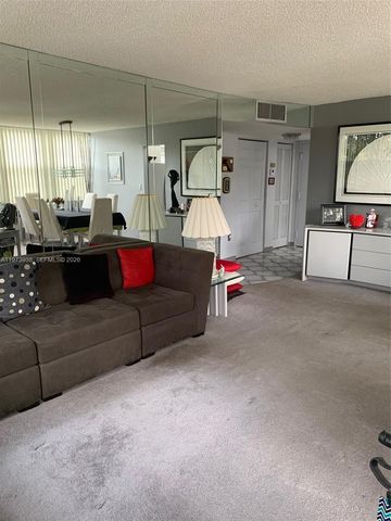 1400 Saint Charles 313 313, Pembroke Pines, FL 33026