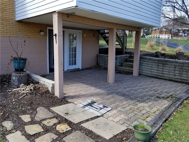 104 Queen Drive, Monroeville, PA 15146