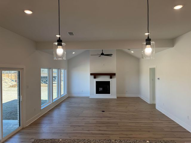 1 Dragonfly Cove, Greenbrier, AR 72058