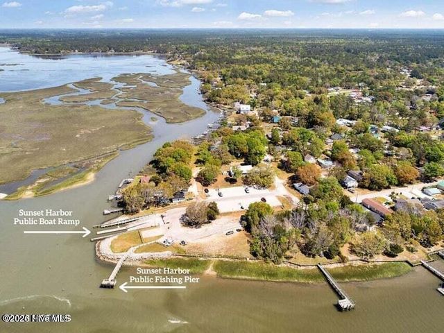 416 Lockwood Folly Road SE, Bolivia, NC 28422
