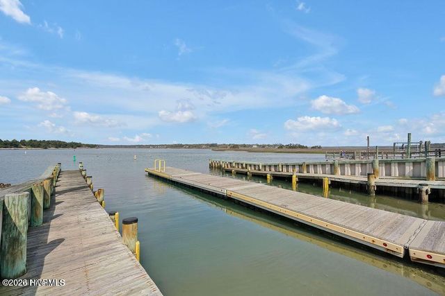 416 Lockwood Folly Road SE, Bolivia, NC 28422