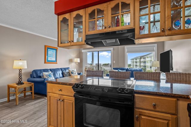 9201 Coast Guard Road D204, Emerald Isle, NC 28594