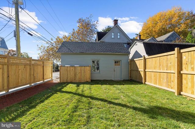 105 HIGH ST, Chestertown, MD 21620