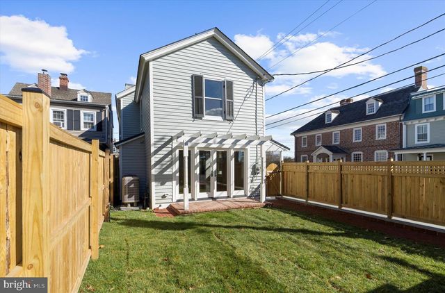 105 HIGH ST, Chestertown, MD 21620