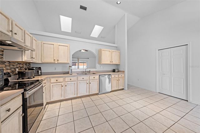 2708 KAYAK COURT, St Cloud, FL 34772