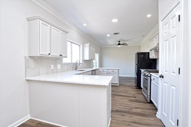 1004 Terra ST, Round Rock, TX 78665