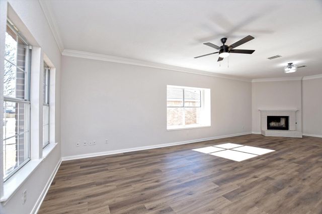 1004 Terra ST, Round Rock, TX 78665