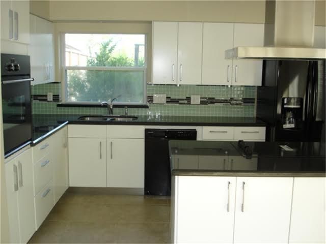 11531 Overbrook, Houston, TX 77077