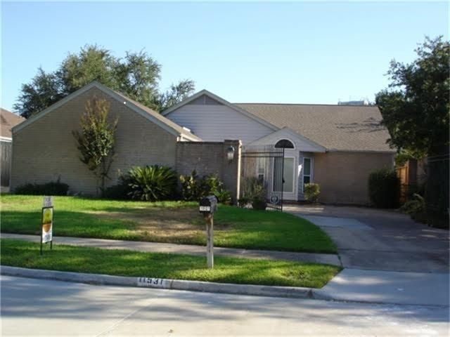 11531 Overbrook, Houston, TX 77077