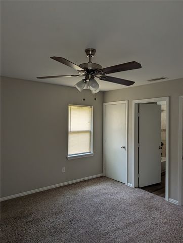 4804 Trail Lake Drive, Fort Worth, TX 76133