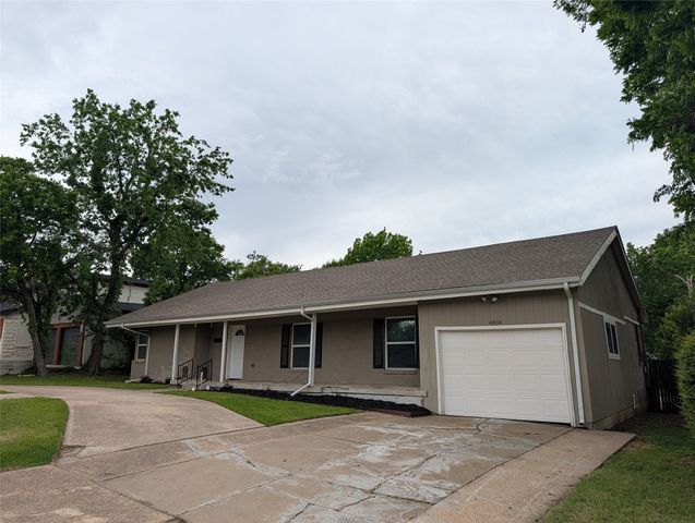 4804 Trail Lake Drive, Fort Worth, TX 76133