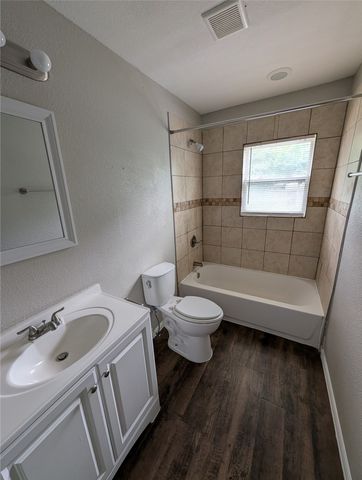 4804 Trail Lake Drive, Fort Worth, TX 76133