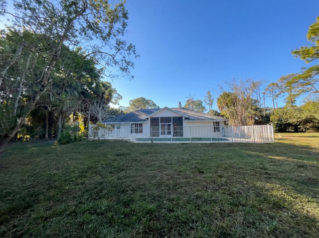 8333 Bowie Way, Lake Worth, FL 33467