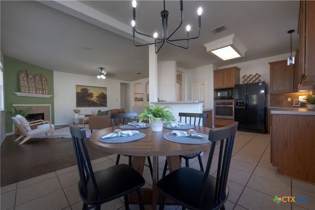 2057 Dove Crossing Drive, New Braunfels, TX 78130