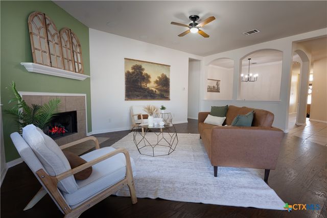 2057 Dove Crossing Drive, New Braunfels, TX 78130