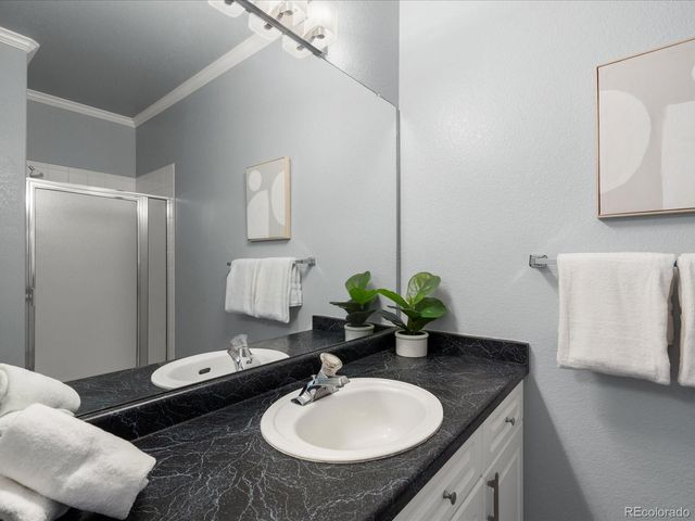 7498 S Alkire Street 202, Littleton, CO 80127