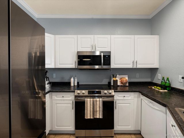 7498 S Alkire Street 202, Littleton, CO 80127