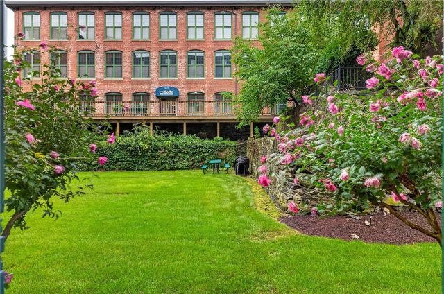 300 Front Street 101, Pawtucket, RI 02860