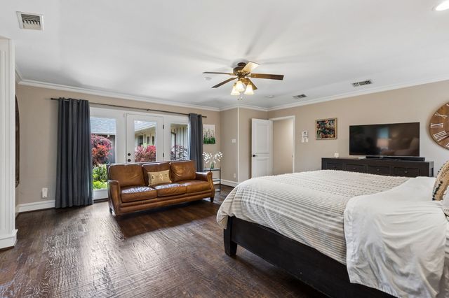 6879 Mossvine Circle, Dallas, TX 75254