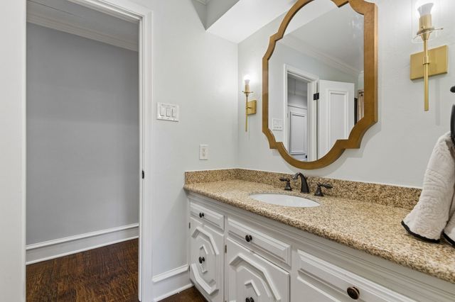 6879 Mossvine Circle, Dallas, TX 75254