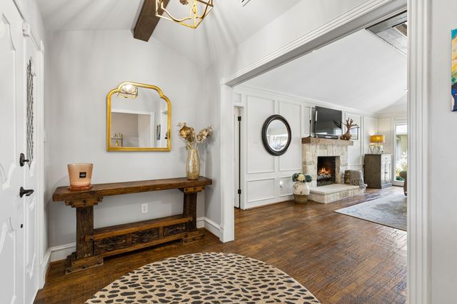 6879 Mossvine Circle, Dallas, TX 75254