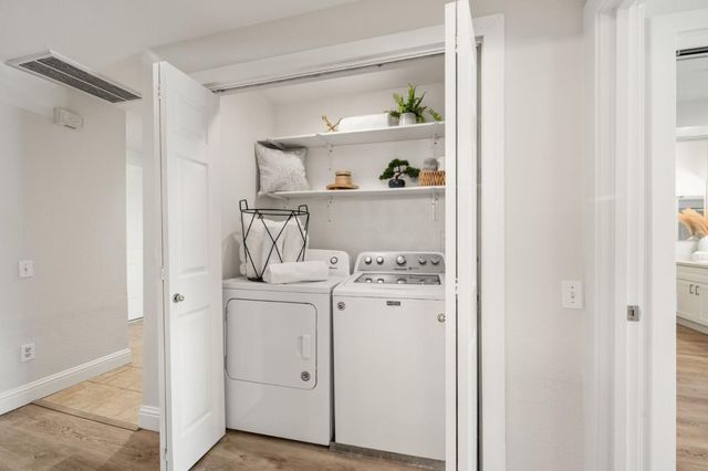 212 Crescent Court, Brisbane, CA 94005