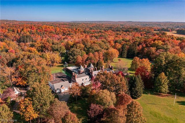 3450 Roundwood Road, Hunting Valley, OH 44022
