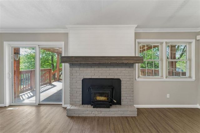 18611 E Salisbury Road, Independence, MO 64056