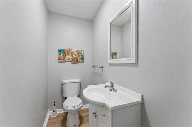 18611 E Salisbury Road, Independence, MO 64056