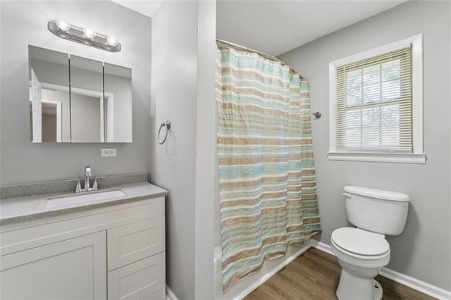 18611 E Salisbury Road, Independence, MO 64056