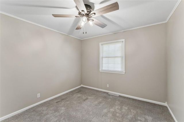 18611 E Salisbury Road, Independence, MO 64056