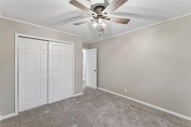 18611 E Salisbury Road, Independence, MO 64056