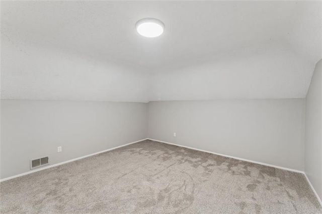 18611 E Salisbury Road, Independence, MO 64056