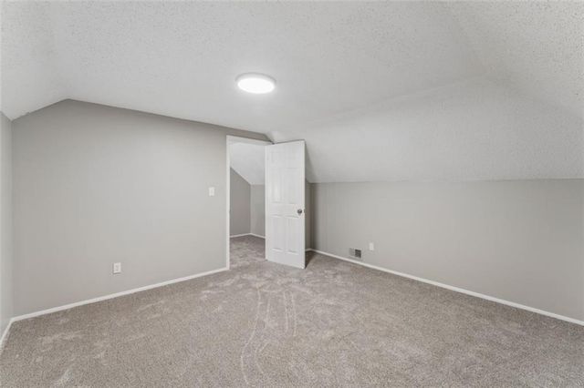 18611 E Salisbury Road, Independence, MO 64056