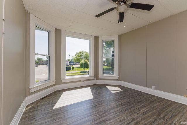 2203 S Elm Street, Muncie, IN 47302