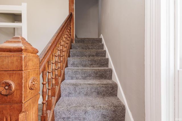 2203 S Elm Street, Muncie, IN 47302