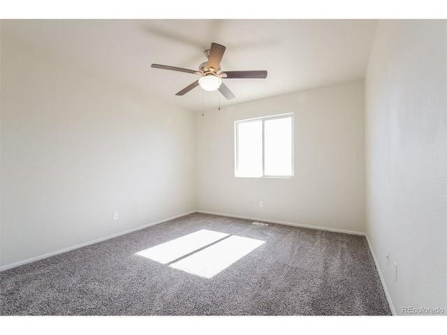 406 E 28th Street Dr, Greeley, CO 80631