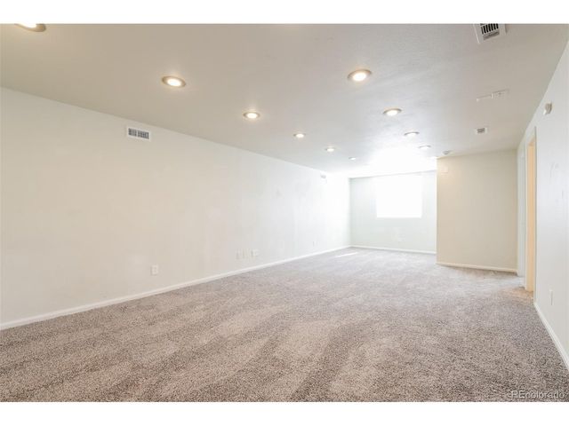 406 E 28th Street Dr, Greeley, CO 80631