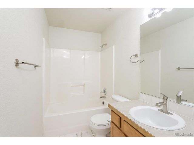 406 E 28th Street Dr, Greeley, CO 80631