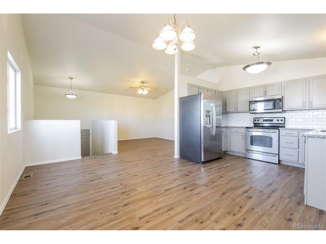 406 E 28th Street Dr, Greeley, CO 80631