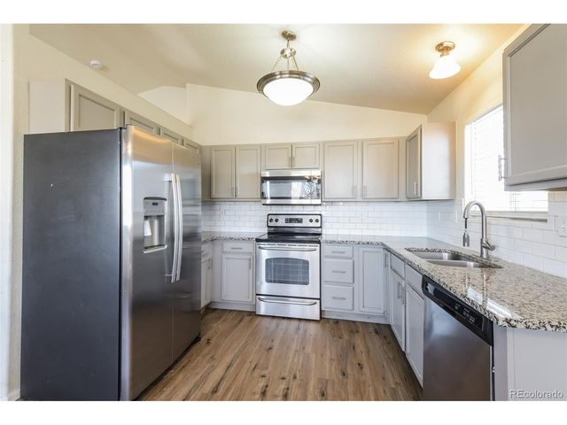 406 E 28th Street Dr, Greeley, CO 80631