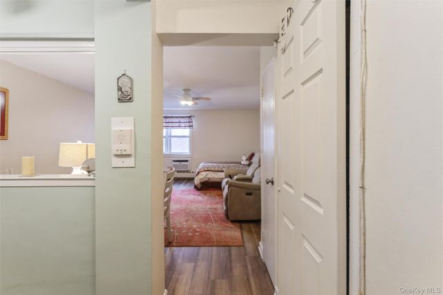 370 W. Broadway 2X, Long Beach, NY 11561