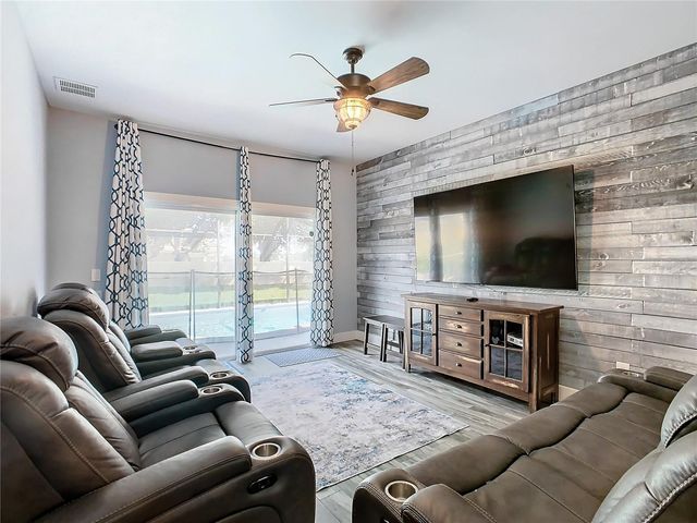 8050 KING PALM CIRCLE, Kissimmee, FL 34747