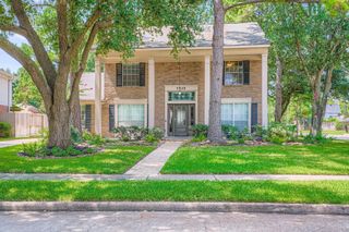 7519 Sunlight Lane, Houston, TX 77095